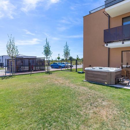 Boho Apt W Jacuzzi, Grill & Garden Modra Esterno foto