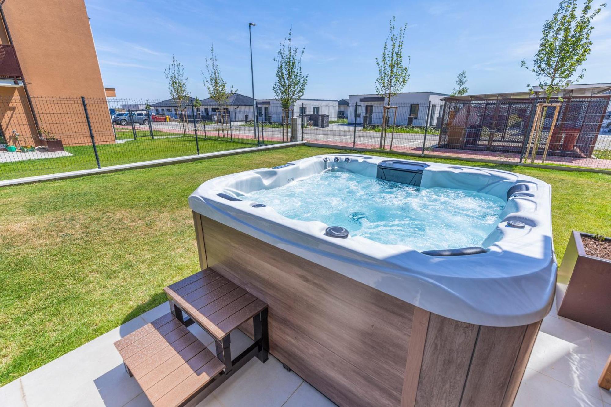 Boho Apt W Jacuzzi, Grill & Garden Modra Esterno foto